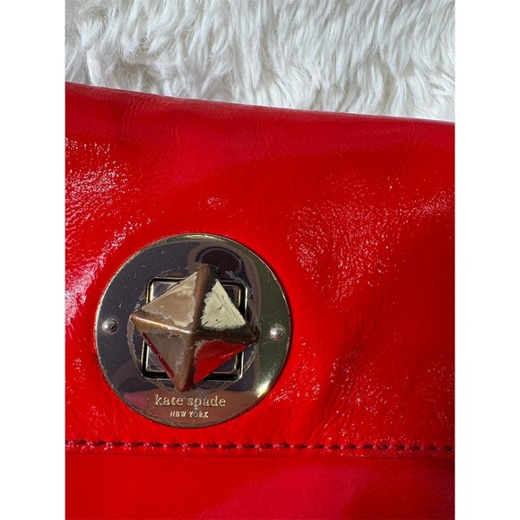 Kate Spade New York New York Wallet Wristlet Womens One Size Red Turnlock Clutch - Picture 3 of 9